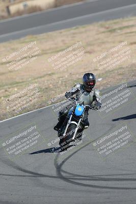 media/Feb-05-2023-Classic Track Day (Sun) [[c35aca4a42]]/Group 2/session 1 turn 9/